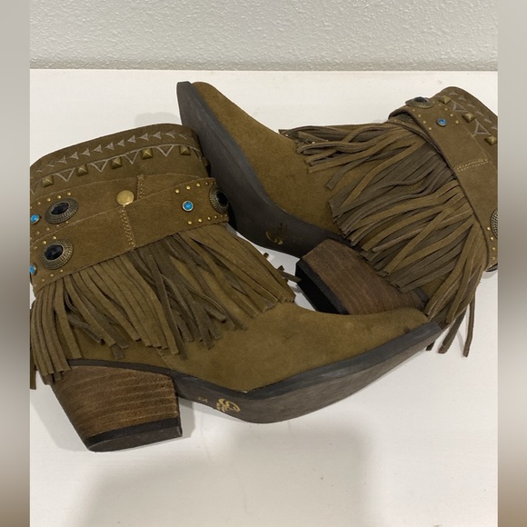 NWOT Sbicca Leather/ Suede Fringe Studded Boots |Size 7.5 - Picture 10 of 10